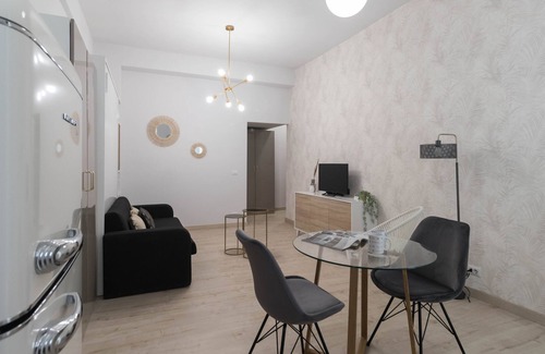 Rondo - Torretta Apartment | Gioberti 11 - Studio Apartment, Sleeps 2