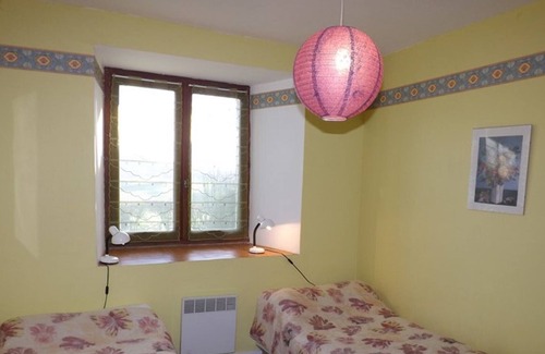 Arpajon-sur-Cere Cottage | Gite Arpajon-sur-Cère, 2 bedrooms, 4 persons