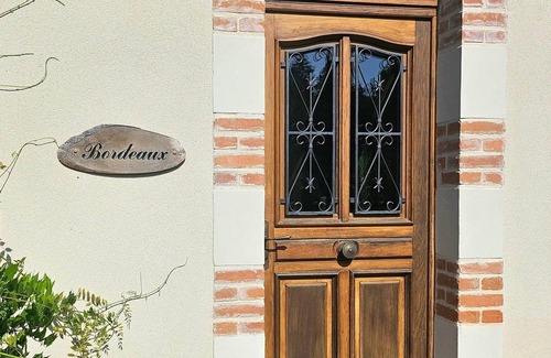 Rille House | Gîte Bordeaux, cozy with a private forest