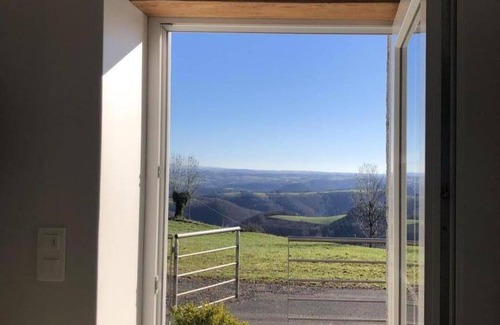 Carlat Cottage | Gite Carlat, 2 bedrooms, 4 persons