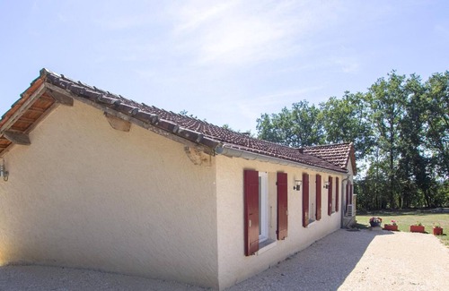 Champagnac-de-Belair Cottage | Gite Champagnac-de-Belair, 2 bedrooms, 5 persons