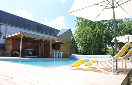Veuves House | GITE CHEZ COCOTTE 4/6P EN BORD DE LOIRE AVEC PISCINE CHAUFFEE