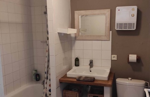 Salleles-Cabardes Other | Gite Cour: family house 10 people