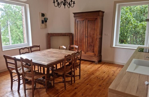 Chavanay House | Gite de cuminaille