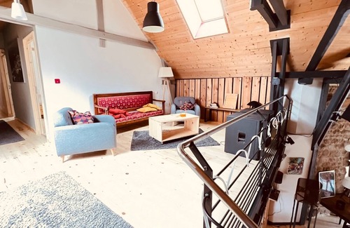 Peyre-en-Aubrac House | Gite de Groupe Lozère Aubrac