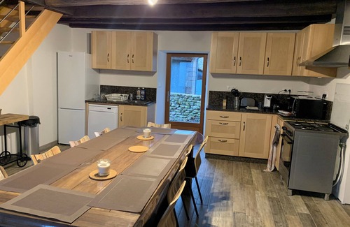 Bersac-sur-Rivalier Cottage | GÎTE DE LA FONTAINE in the countryside of the Monts d'Ambazac