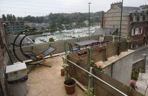 Saint-Valery-en-Caux Cottage | GITE F2 60 M2 WITH TERRACE ON PORT CLASSIFICATION PREFECTORAL 2 STARS