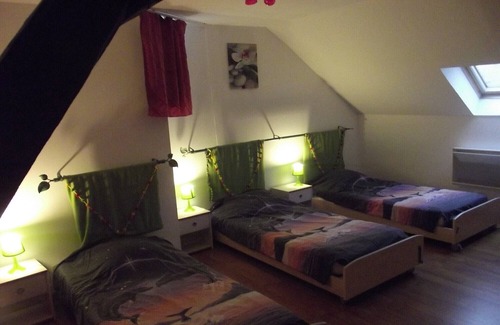 Vaux-sur-Vienne House | Gite Familiale : « un Jour ici Vaut Mieux que Mille Ailleurs »