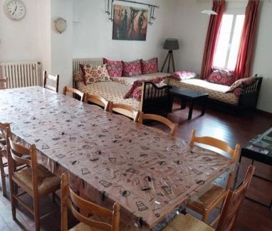 Vernou-la-Celle-sur-Seine House | Gite Fontainebleau