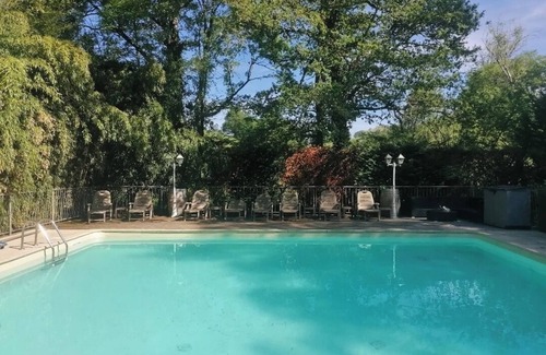 La Fouillade House | Gîte for 12 to 20 people with private pool, in Aveyron 🌿