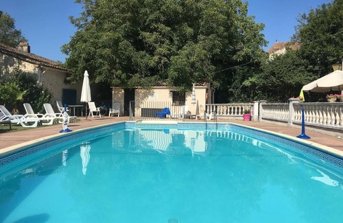 Les Leves-et-Thoumeyragues House | GITE CAMPANULE CLASSE * 10% discount/stay 7 nights