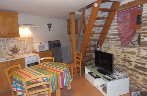 Saint-Germain-de-Calberte Cottage | Gite of the church, in the heart of St Germain de Claberte