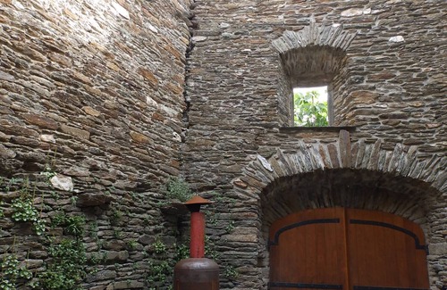 Saint-Germain-de-Calberte Cottage | Gite of the church, in the heart of St Germain de Claberte