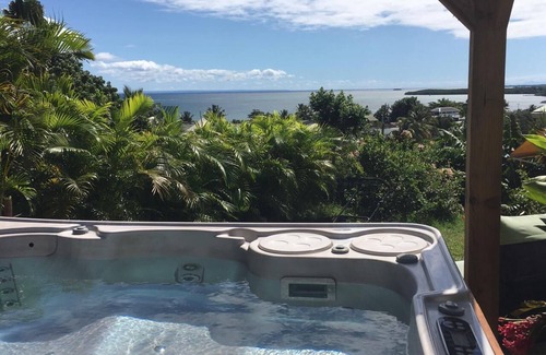 Petit-Bourg House | Gite Hibiscus or Frangipanier, gites for 2 people, Bellevue-Gites