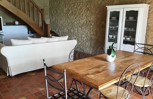 Villefranche-de-Lonchat House | Gîte in Périgord in the heart of the vineyards - with swimming pool