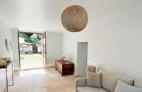 Molosmes House | Gite "l'Orée des Vignes"