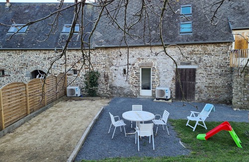 Dragey-Ronthon House | Gite "Le Mont Saint Michel" 600 m de la Plage Chèques Vacances Acceptés