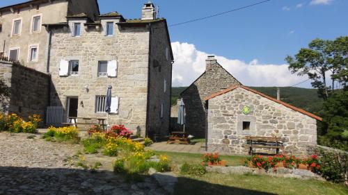 Le Malzieu-Forain House | Gite les ducs