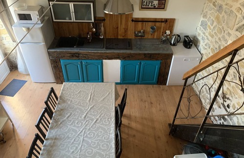 Saint-Alban-sous-Sampzon Cottage | Gite "Les Magnans" in Grospierres near Vallon bridge of arc in Ardeche