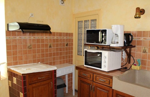 Milhac-de-Nontron Cottage | Gite Milhac-de-Nontron, 2 bedrooms, 5 persons