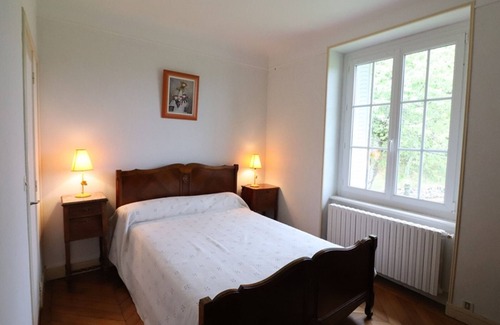 Pierrefort Cottage | Gite Pierrefort, 6 bedrooms, 10 persons