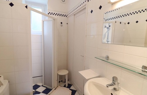 Pierrefort Cottage | Gite Pierrefort, 6 bedrooms, 10 persons