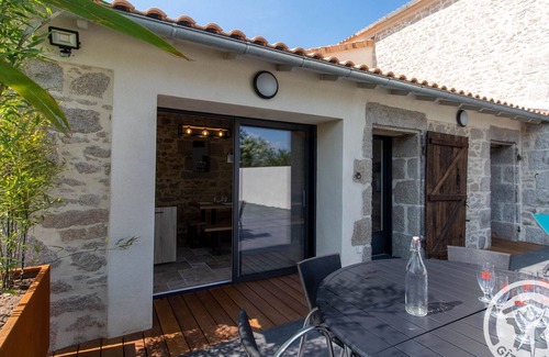 Torfou Cottage | Gite Sèvremoine, 3 bedrooms, 8 persons