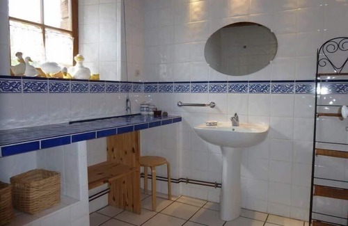 Saint-Julien-des-Chazes Cottage | Gite Saint-Julien-des-Chazes, 4 bedrooms, 9 persons