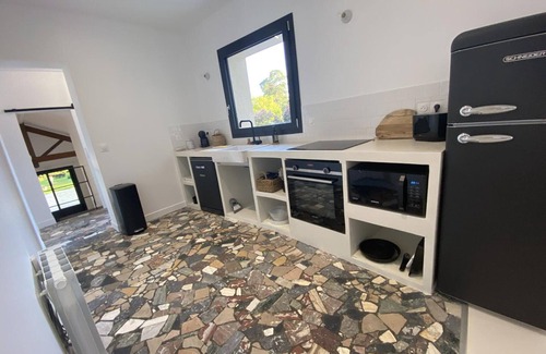 Senlisse Cottage | Gite Senlisse, 6 bedrooms, 14 persons