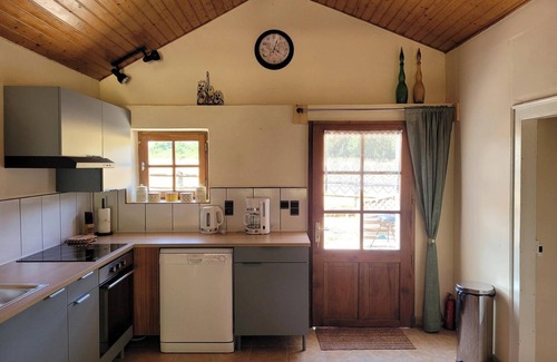 Saint-Saud-Lacoussiere House | Gite Syrah; charming 2-bedroom cottage in Dordogne