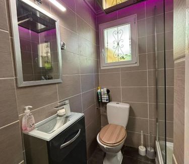 Niolon Apartment | GITE TOUT CONFORT Parc UNESCO des CALANQUES LA VESSE