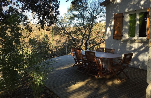 Lagorce Cottage | Gîte with spacious terrace, beautiful views, close to shops and rivers