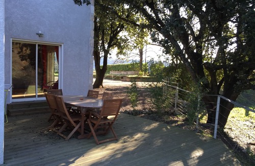 Lagorce Cottage | Gîte with spacious terrace, beautiful views, close to shops and rivers