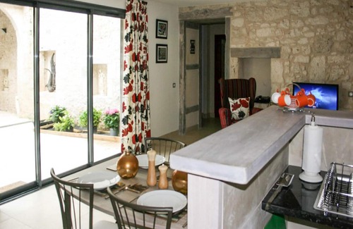 Saint Maurin House | Gîte with swimming pool and park garden