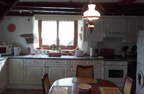 Camors Ski Chalet | Gites de Camors - Cider Press Sleeps 4/5 (2 Bedrooms)