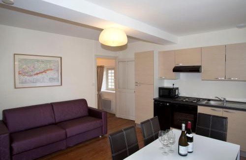 Nuits-Saint-Georges Apartment | Gites du Beffroi