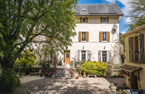 Le Caylar House | Gites du Caylar - Chambres et Appartments