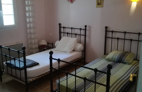 Augerville-la-Riviere Bed & Breakfast | Gites for 9 people - 30 minutes from Fontainebleau