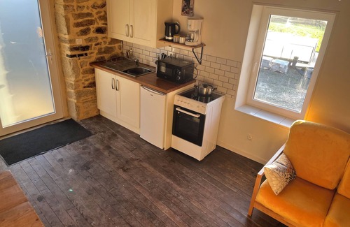 Ploerdut House | Gîtes Guebernez LE PRESSOIR 4/Pers, atypical house. Heated indoor swimming pool.