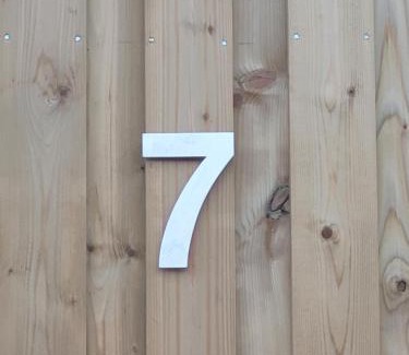 Charchilla Ski Chalet | Gites Jura Sud