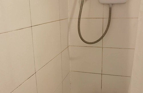 North Glasgow Apartment | Glasgow Apartment Free Parking