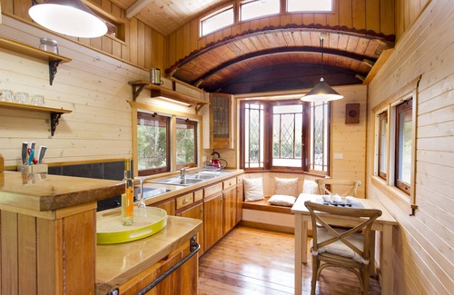 Glass House Mountains House | Glass House Mountains Ecolodge