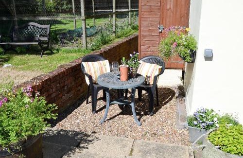 East Dereham House | Glen Cottage