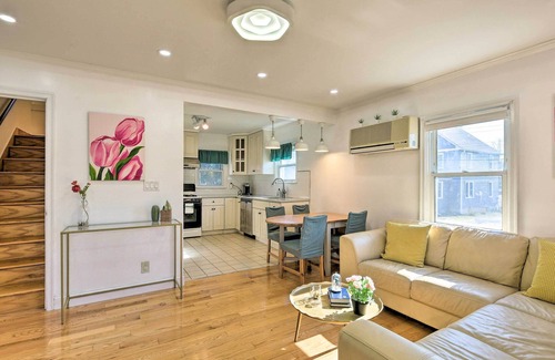 Glen Head House | Glen Head Home w/ Yard ~ 28 Mi to NYC