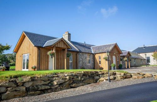 Dulnain Bridge House | Glenmore Lodge