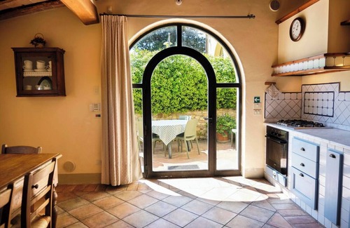 Tavarnelle Val di Pesa Apartment | Glicini 2, holiday home with pool 30' from Florence