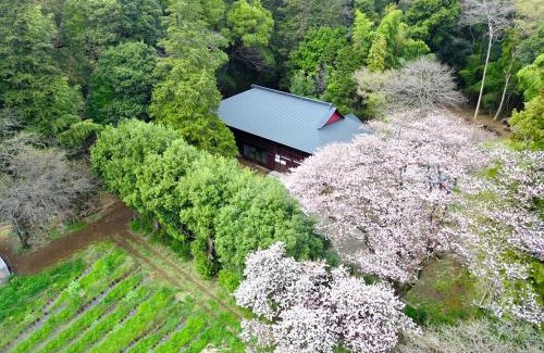 Koga Apartment | GLOCE古河 Kominka -翠sui- 築150年伝統工法 歴史と自然を感じる古民家 蕎麦屋併設