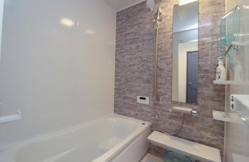 Zushi Apartment | GLOCE 逗子葉山ハウス l 京急逗子葉山駅北口から徒歩1分