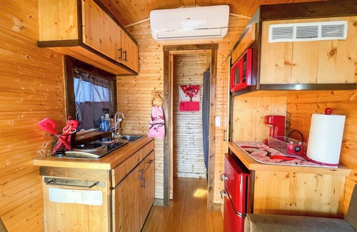 Eastland Cabin | Glorious 1 Lake Eastland Glamping Tiny Town Love Byrd
