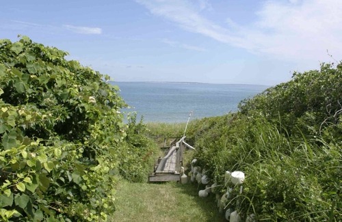Aquinnah House | Glorious Water View, private beach